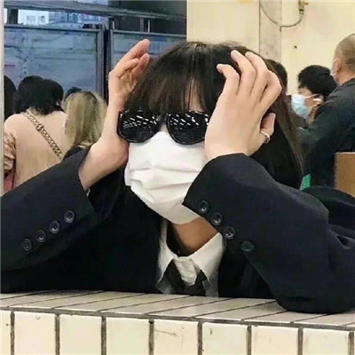 宣汉伴游女生冯萧玉的资料