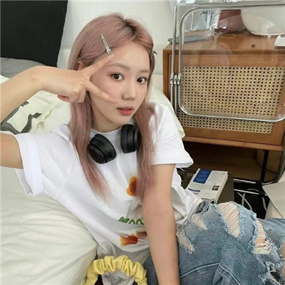 宣汉伴游女生左惜筠的资料
